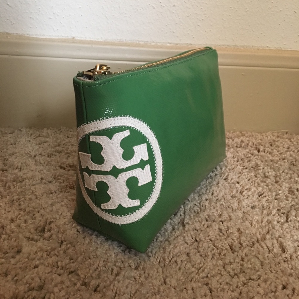 Tory Burch Beach Dipped Small Slouchy Cosmetic NWT