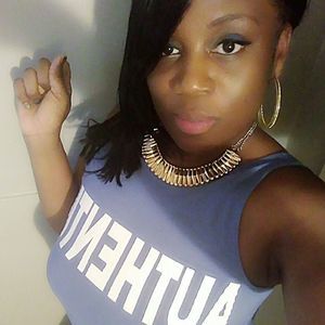 Meet your Posher, Luciana