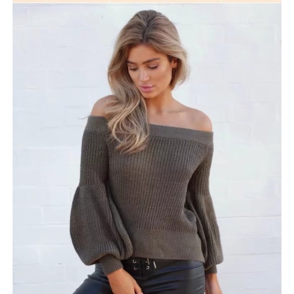 🆕Sophie Olive Green Off the Shoulder Sweater - Picture 2 of 7