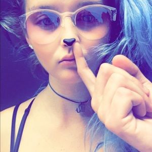 Meet your Posher, Giselle