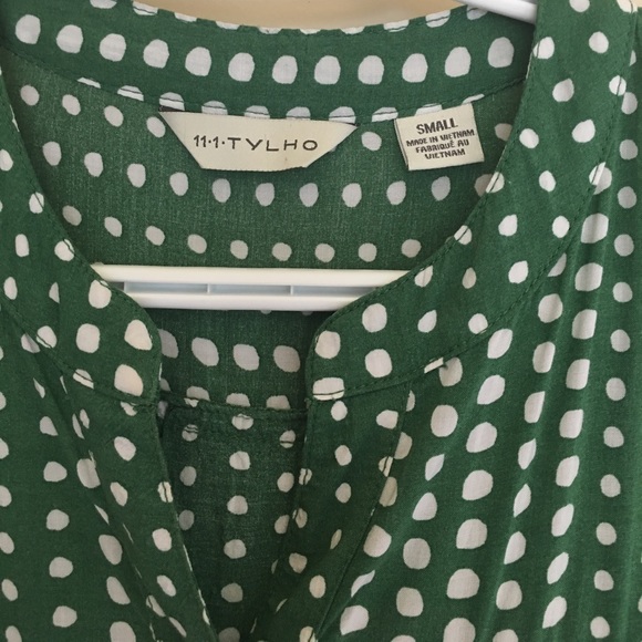 Pretty top! - Picture 3 of 6