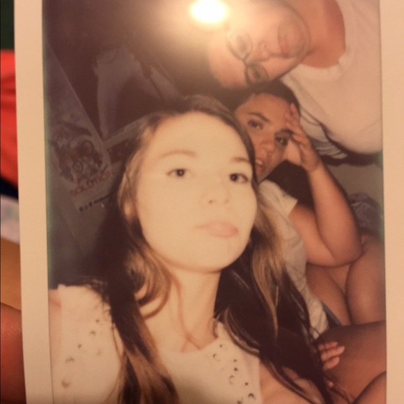 Meet your Posher, Beth - Picture 1 of 1