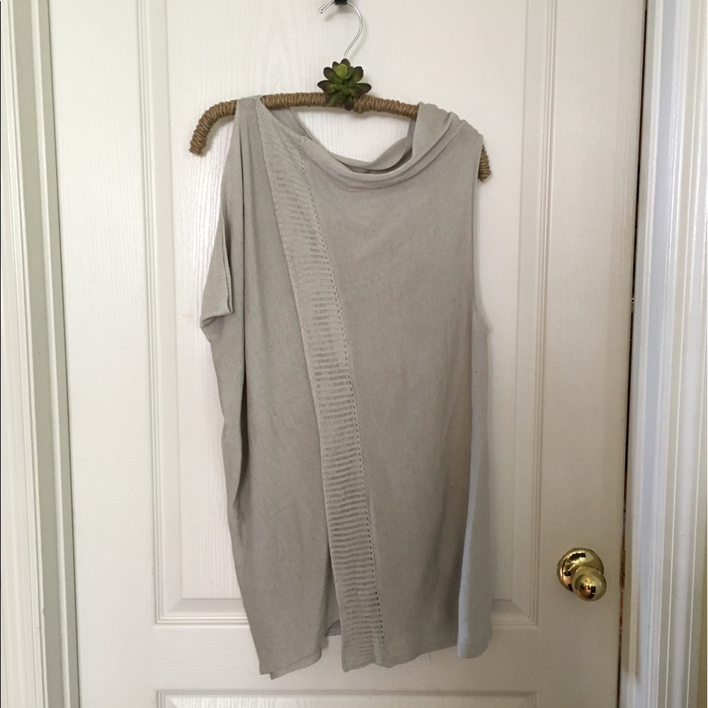 Asymmetrical tunic