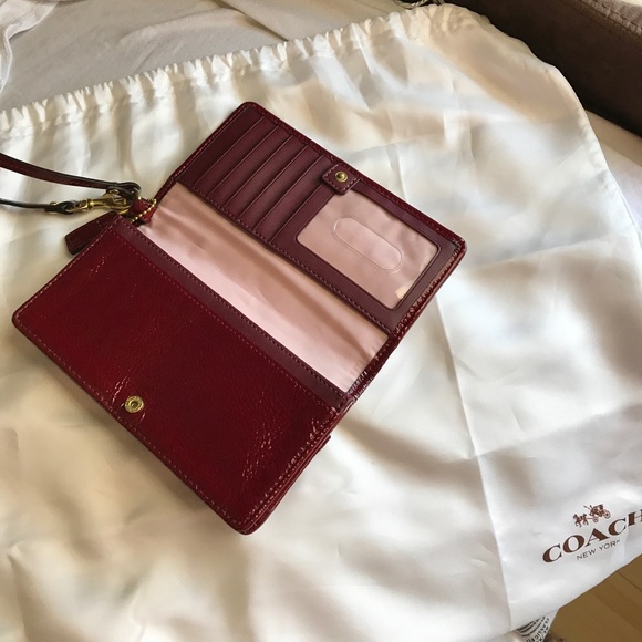 Coach Wristlet - Picture 2 of 2