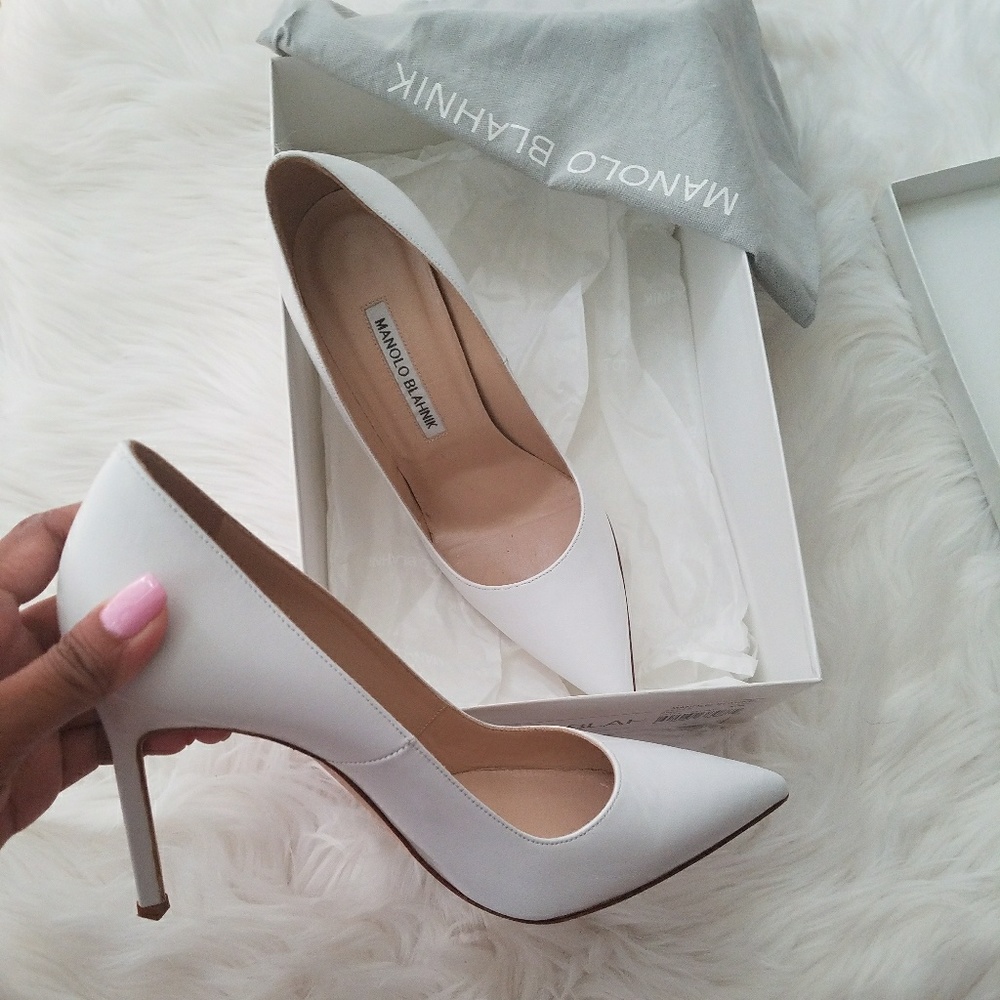 Manolo Blahnik Leather Point Toe Pumps