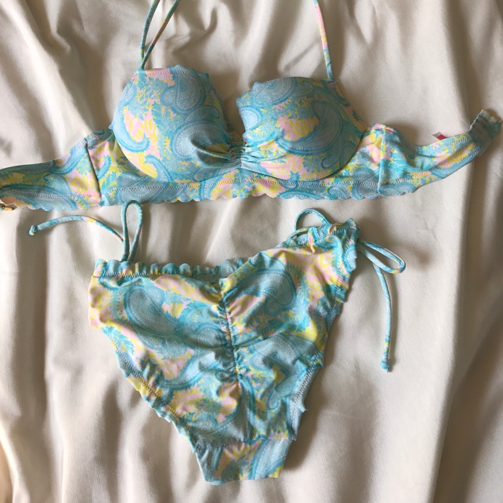 Victoria Secret bikini