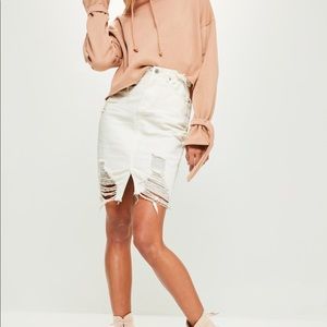 Missguided cream denim distressed skirt