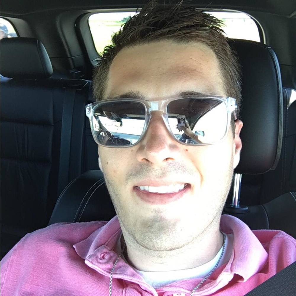 Meet your Posher, Collin