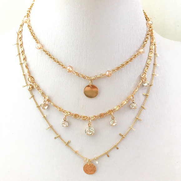 Alice's Chic Boutique necklace - Picture 5 of 5