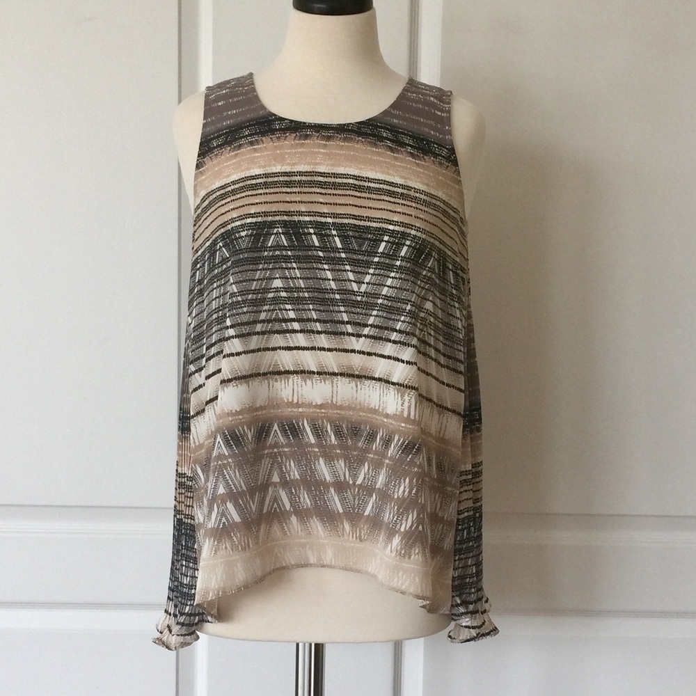 Beautiful Alfani Tunic Like New