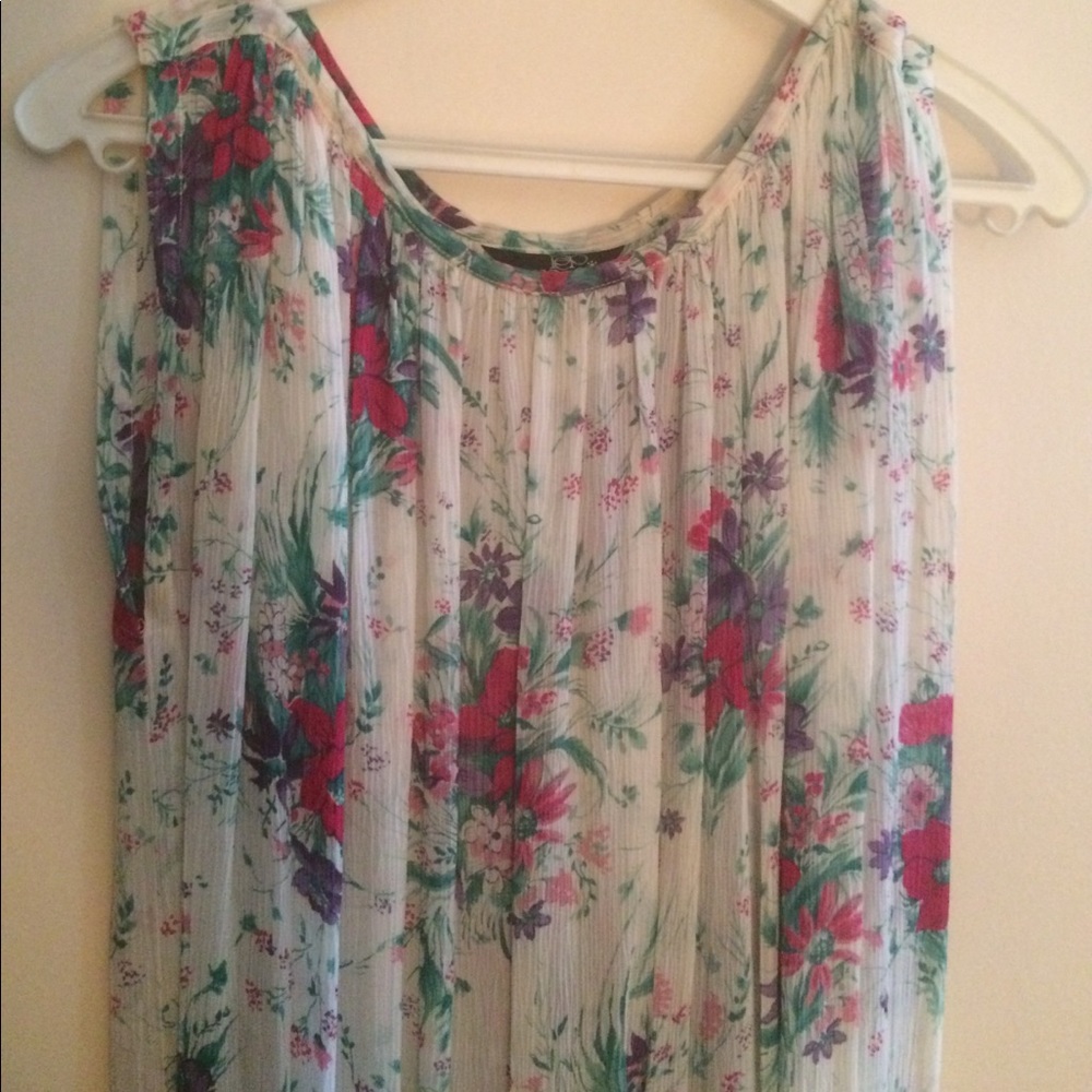 Vintage floral print dress great for summer