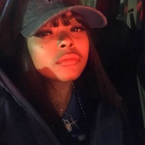 Meet your Posher, Jaynell