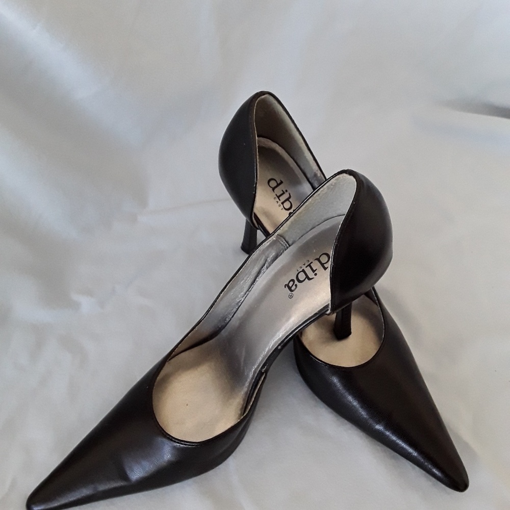 Diba East Heels Black Size 5.5 B NEW WITHOUT BOX
