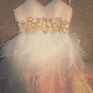 White tulle short dress