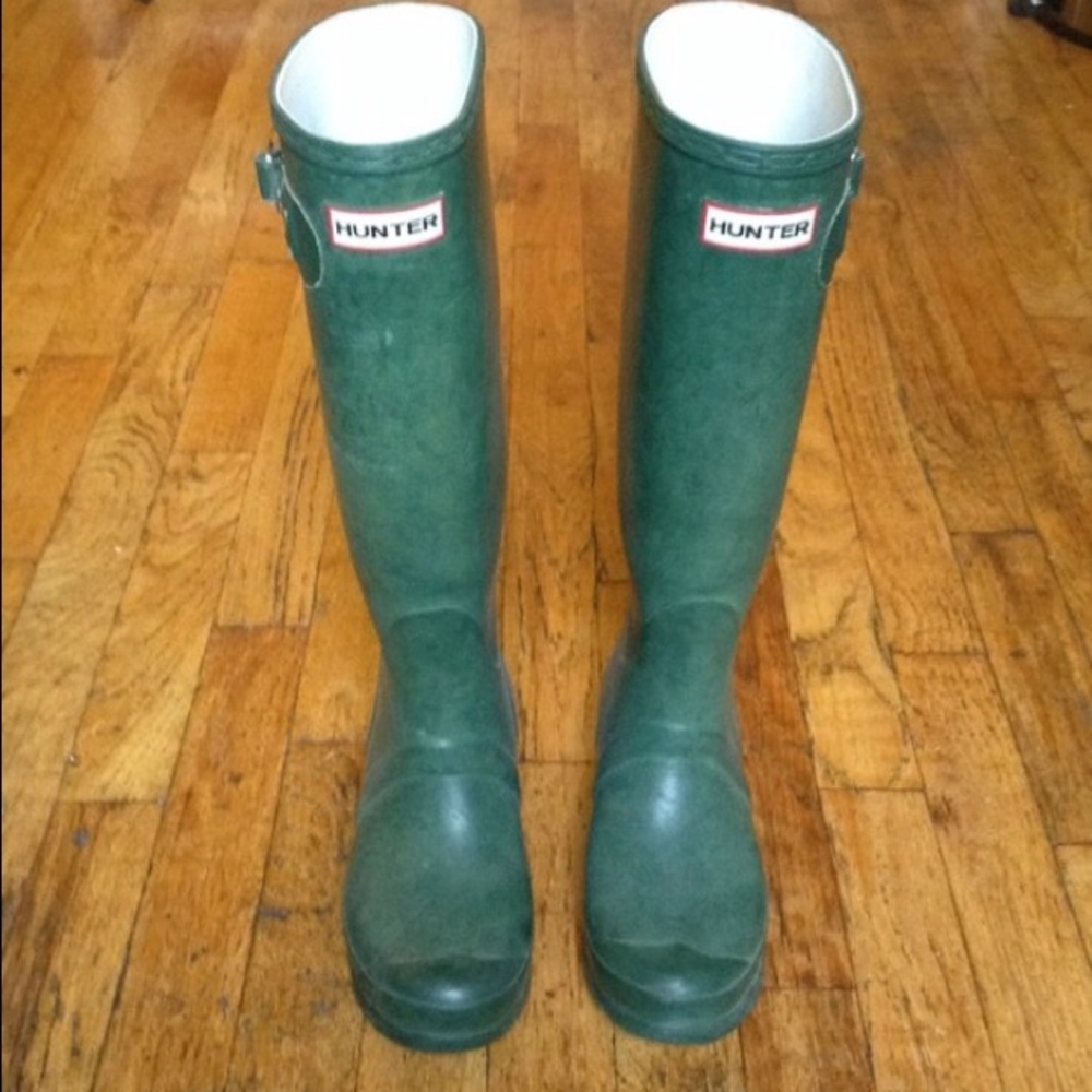Faded classic hunter boots