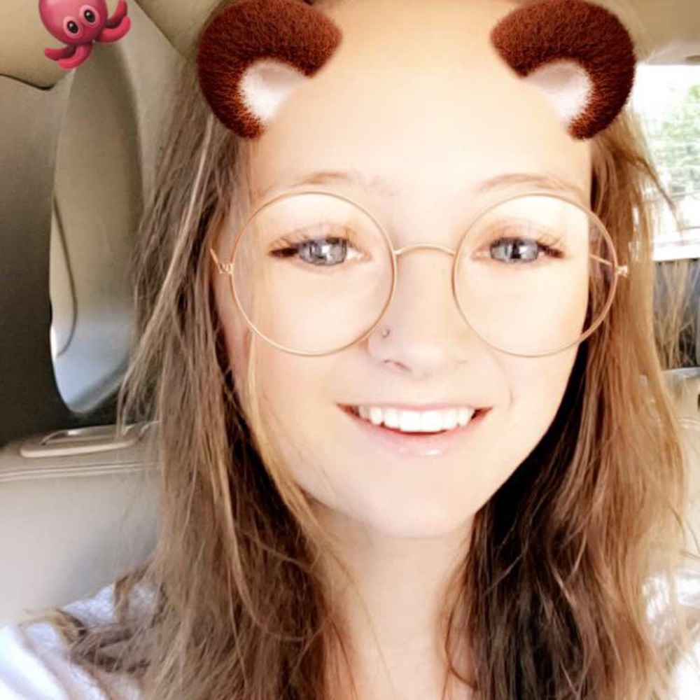 Meet your Posher, Audrey