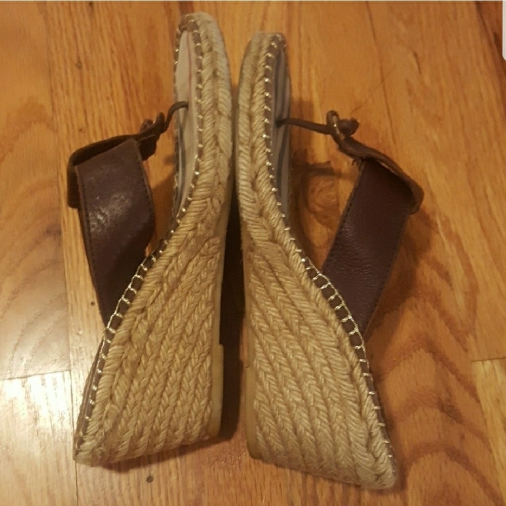 Authentic Burberry sandals - Picture 3 of 4