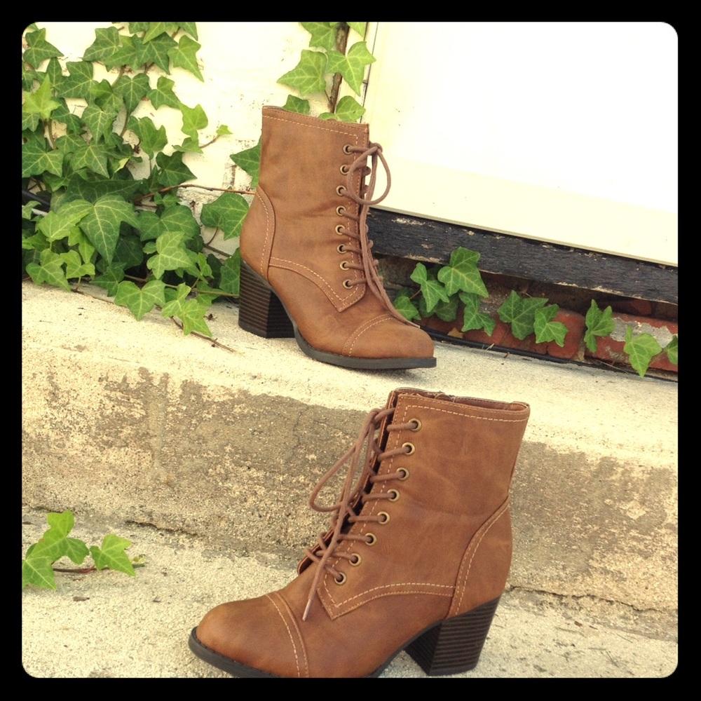Light Brown Faded Glory Heeled Boots