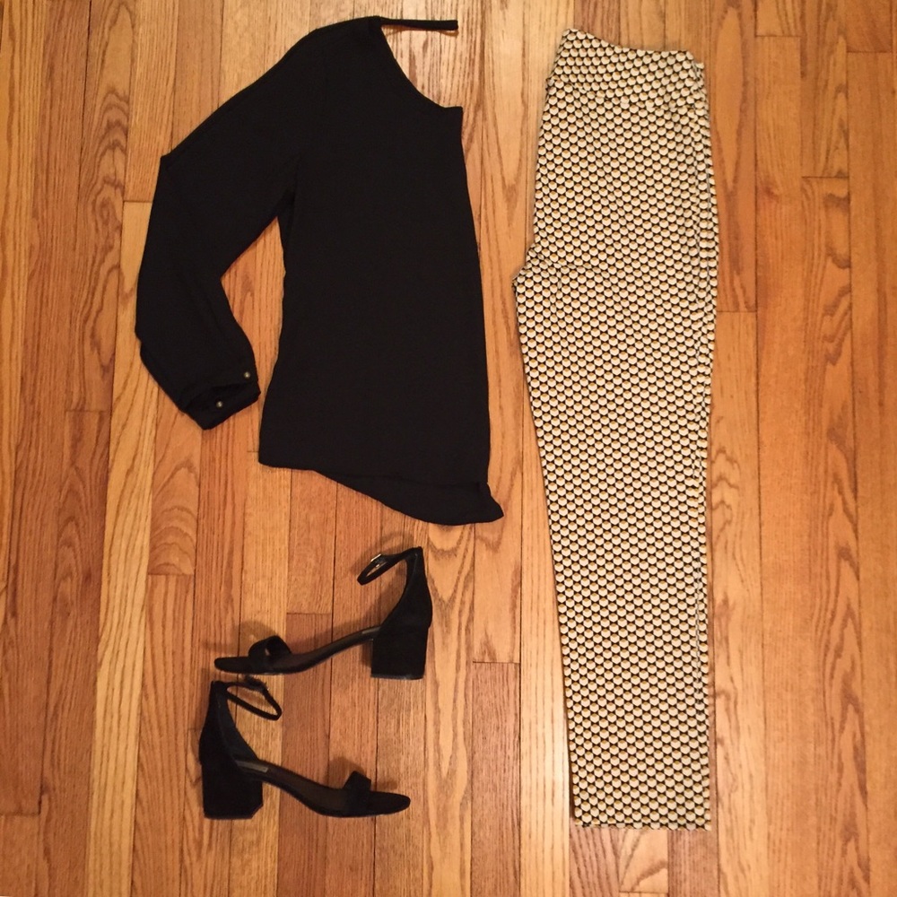 geometric pattern ankle pants