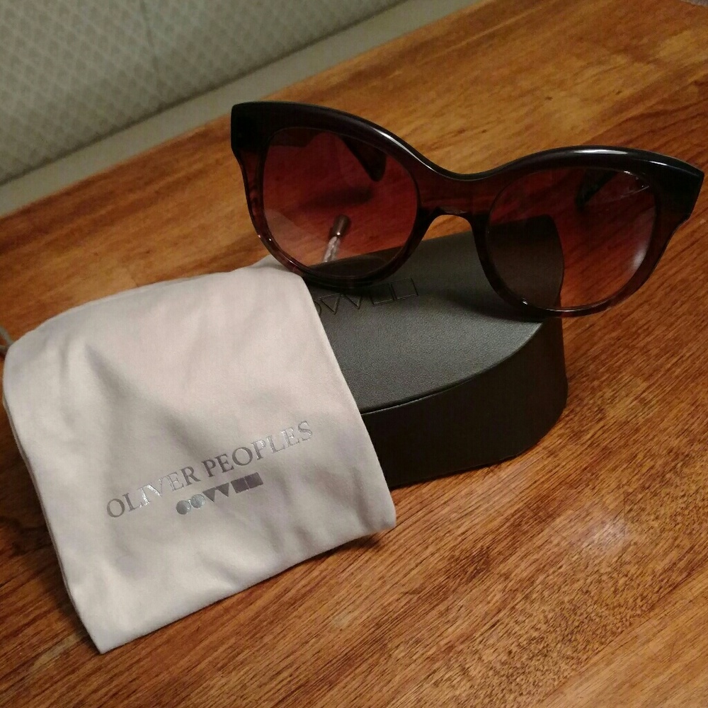 CLOSET CLEAN OUT!!! Oliver Peoples Sunglasses