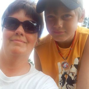 Meet your Posher, Lorrie