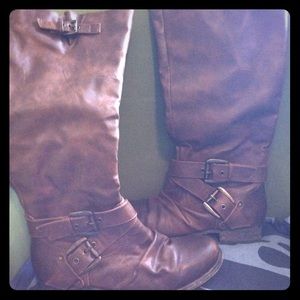 Tall brown boots barely used!