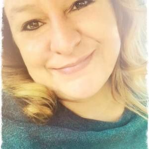 Meet your Posher, Elaine