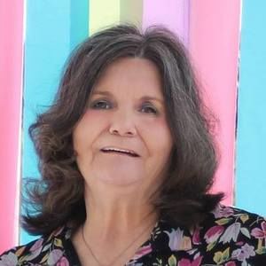 Meet your Posher, Paula