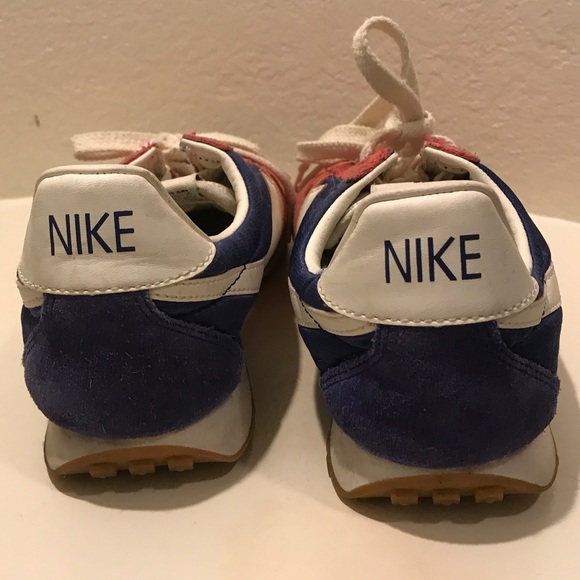 SOLD Nike Pre Montreal sneaker - Picture 3 of 4