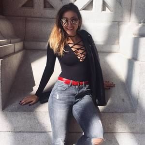 Meet your Posher, Maria