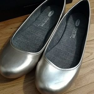 Dr. Scholl's Silver Flats
