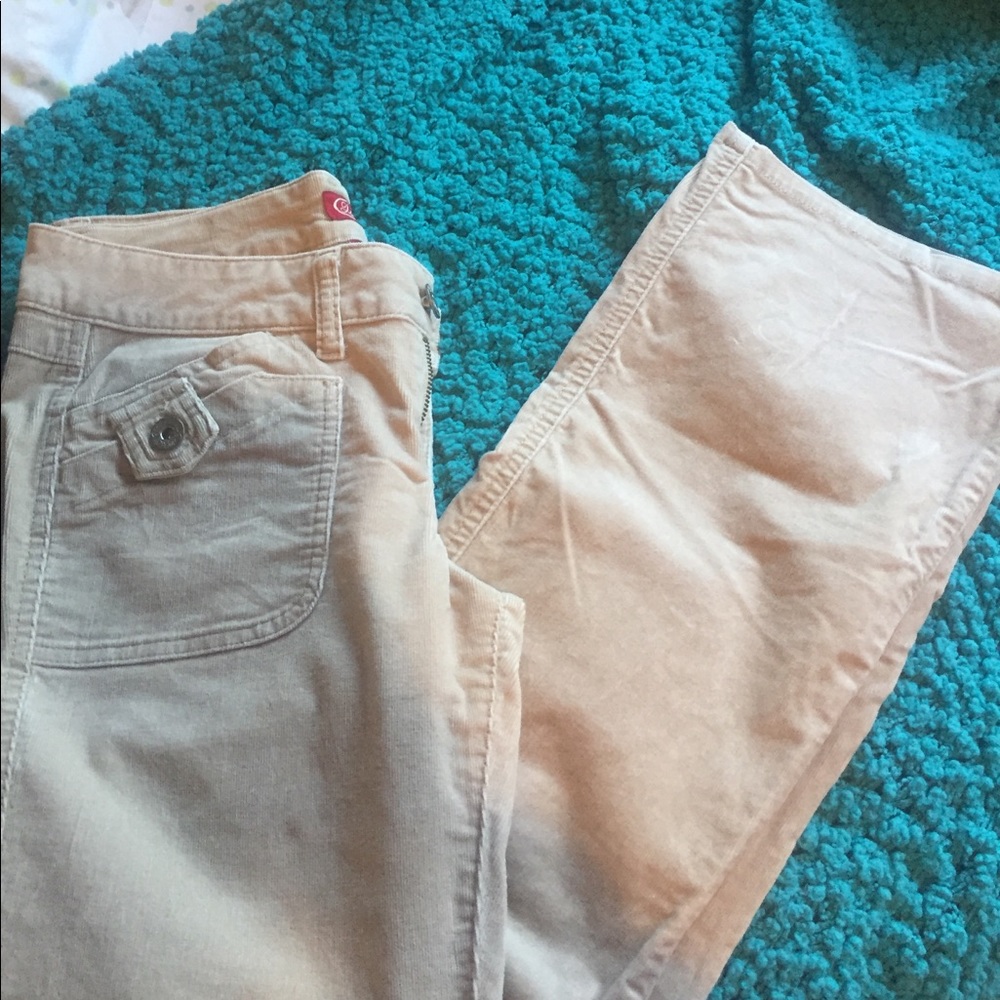 3 Pairs All Stretched All Tan In Color. - image 8