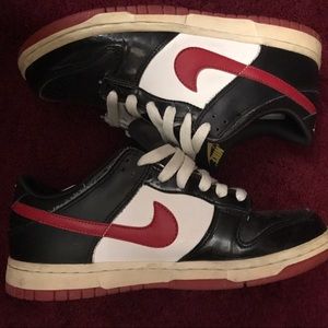 ❤️SALE🖤 Nike Sneakers