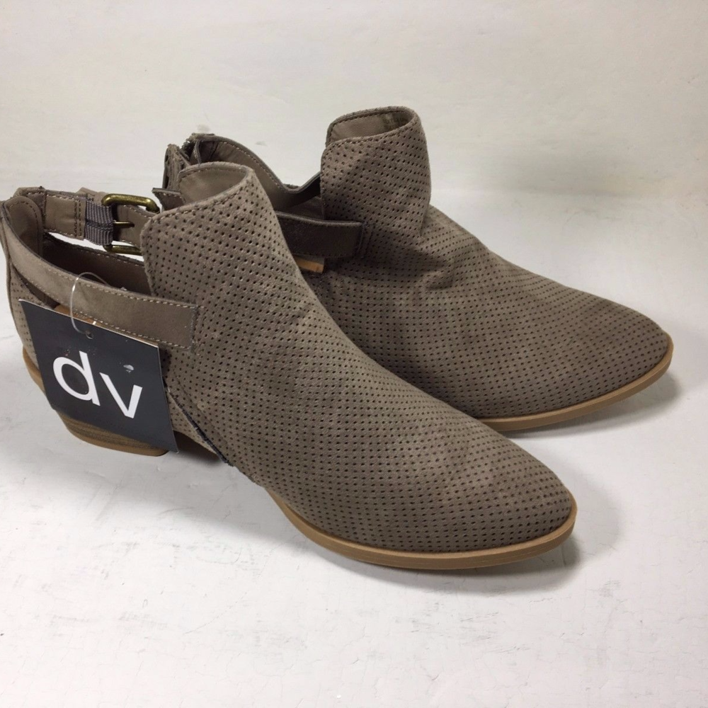BOOTIES TOUPE BROWN 2" HEELS SIZE 6 WOMENS DV