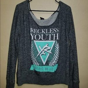 YOUNG & RECKLESS, Medium, ,Shouldercut, Sweater.