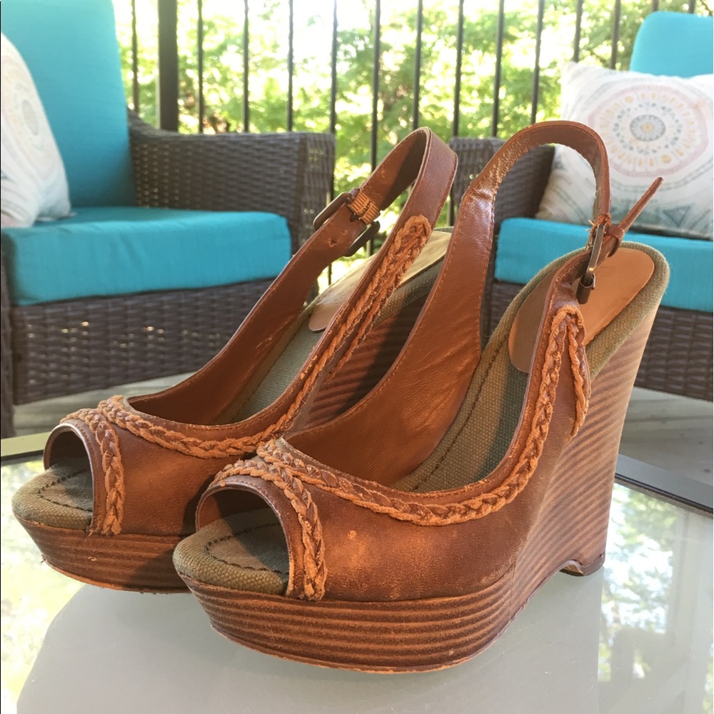 TRUE RELIGION wedges. Size 7.5 slightly worn