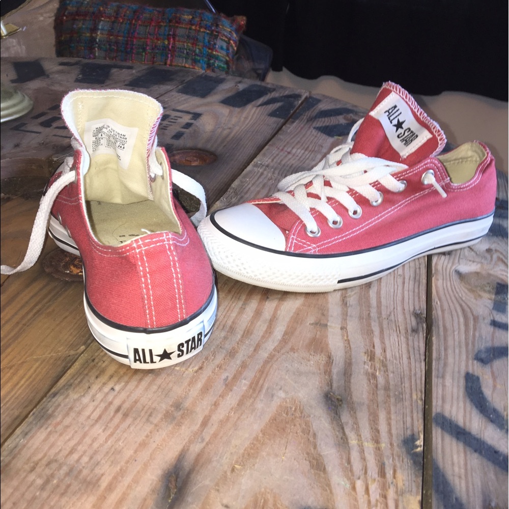 Red converse