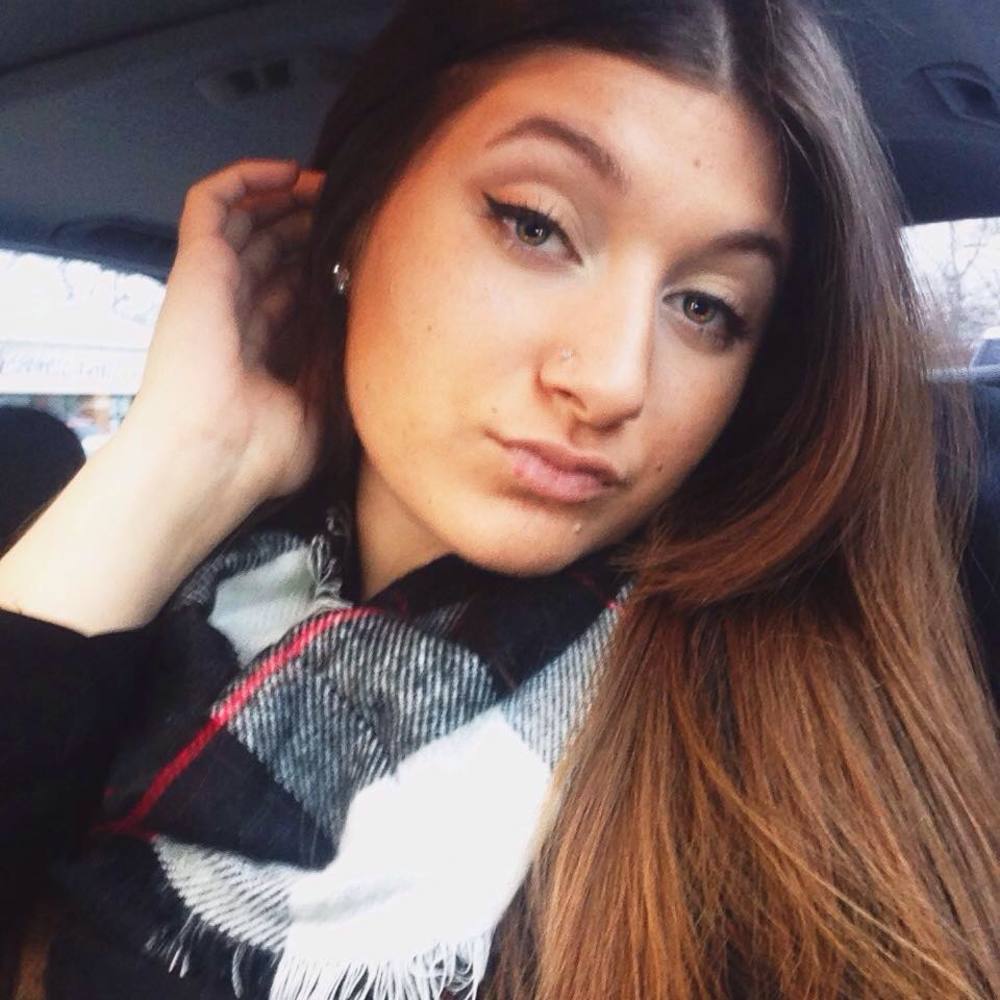 Meet your Posher, Bianca