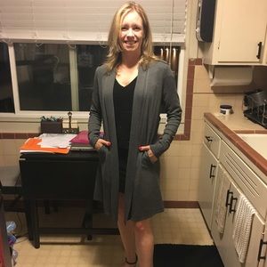 Knee length gray sweater