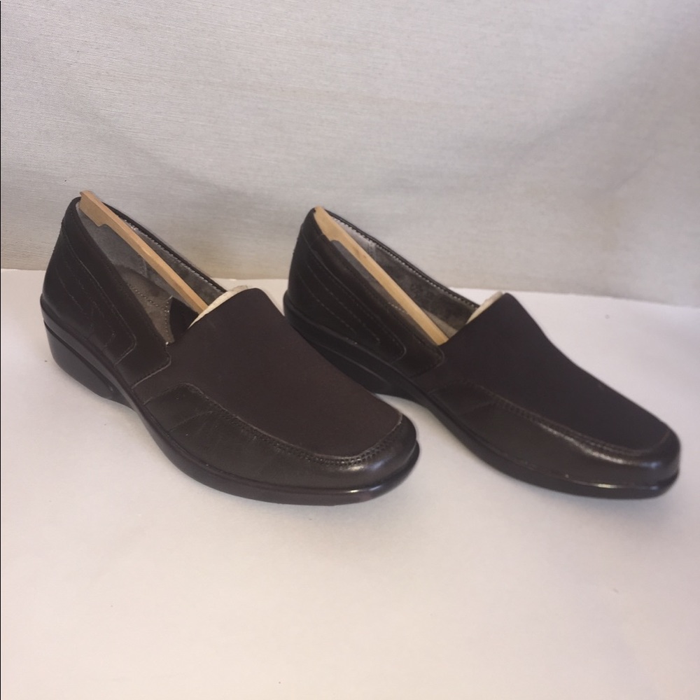 SALE - Naturalizer Loafer