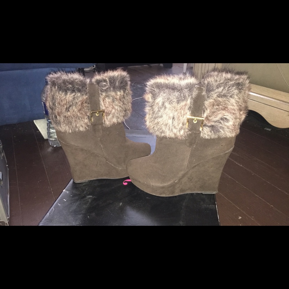 Cute wedge bootie