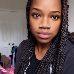 Meet your Posher, Jazmine