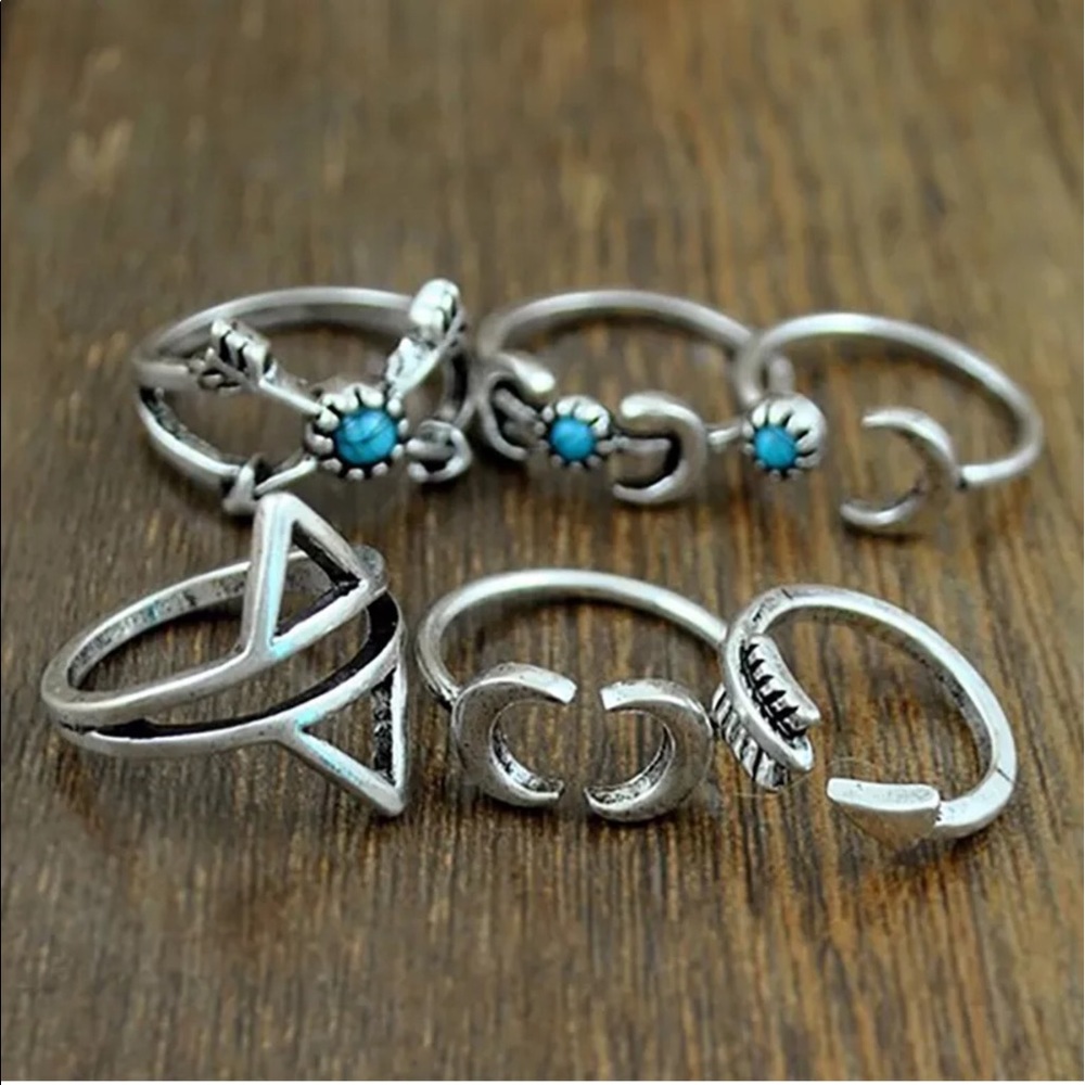 💐3/$20 6 Piece Boho Ring Set Moon & Arrow - Picture 6 of 6