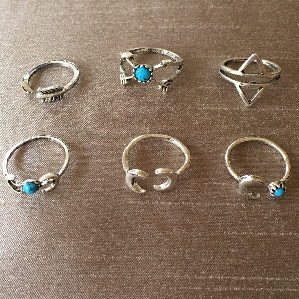 💐3/$20 6 Piece Boho Ring Set Moon & Arrow - Picture 4 of 6
