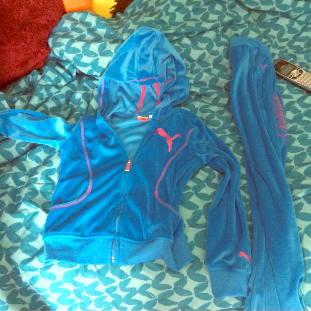 SALE||| Blue and Pink Puma Sweatsuit