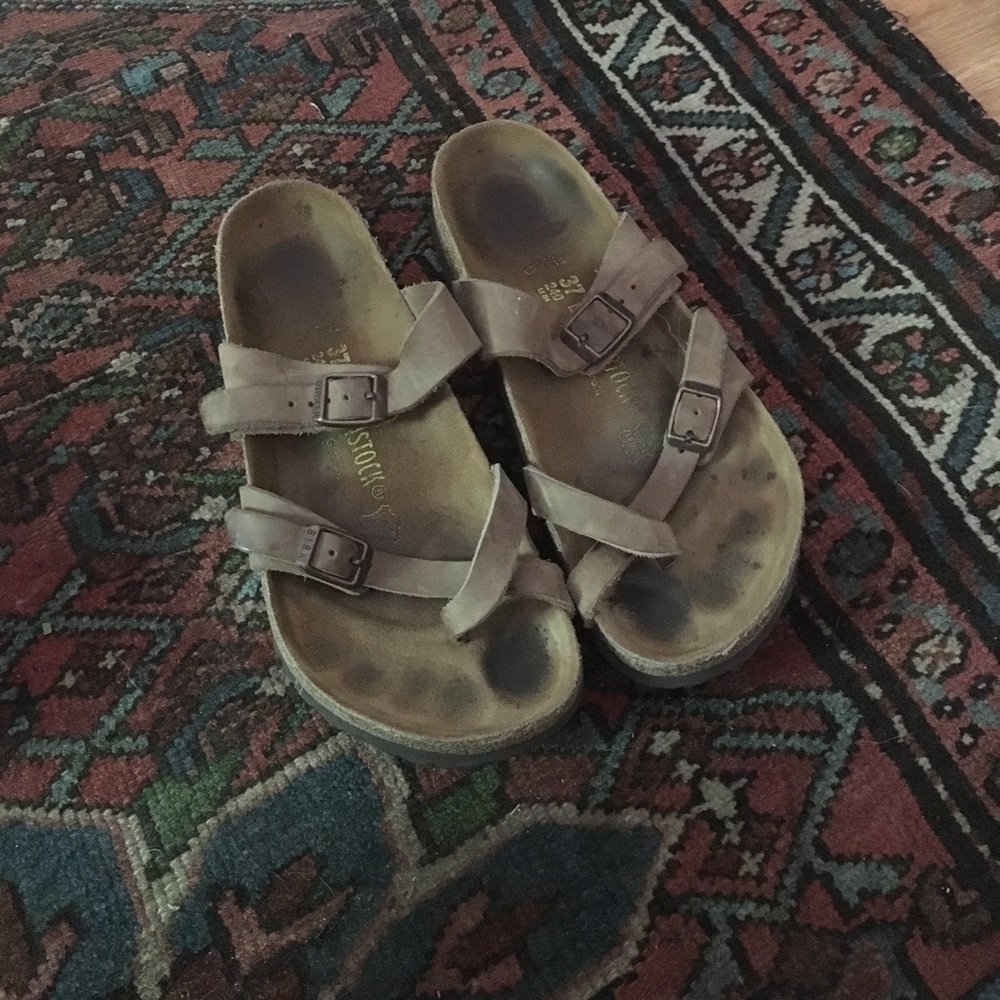 Premium leather birkenstocks