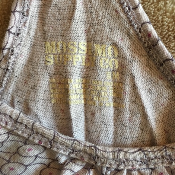 Mossimo tank - Picture 3 of 3