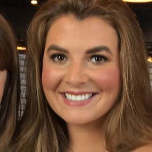 Meet your Posher, Elise