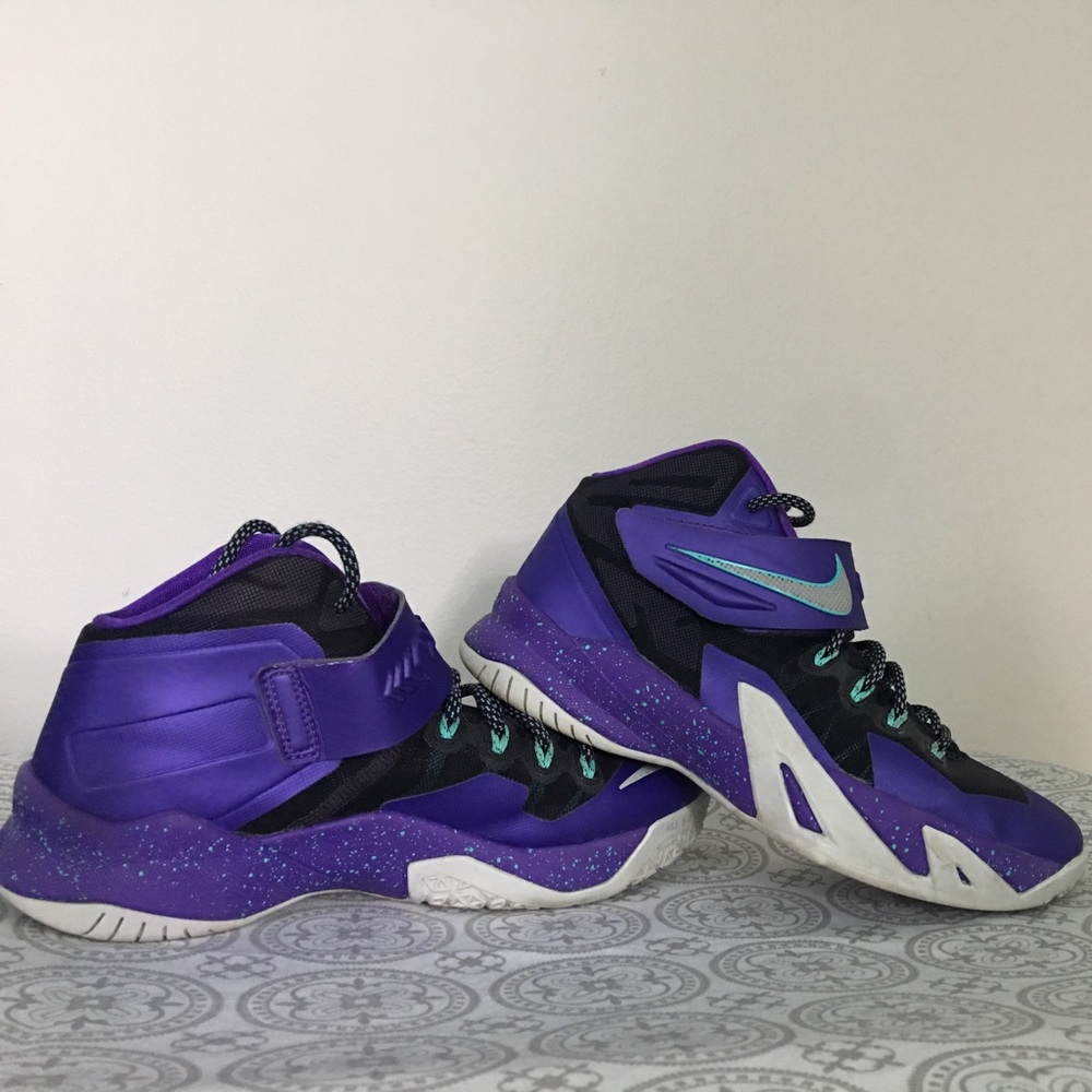 Girls Purple Nike Sports Shoe