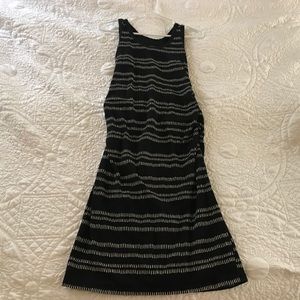🎉 MAKE AN OFFER NEED GONE🎉LizLangeMaternityDress